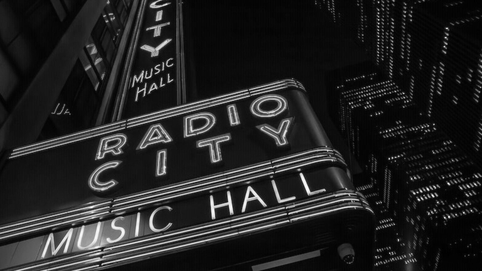 Radio City Music Call - Nowaday Vintage Car Tours & Car Rental Service NYC